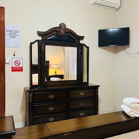 Hosteria Casa Marquez León Dış mekan fotoğraf