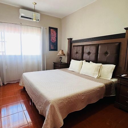 Hosteria Casa Marquez León Dış mekan fotoğraf