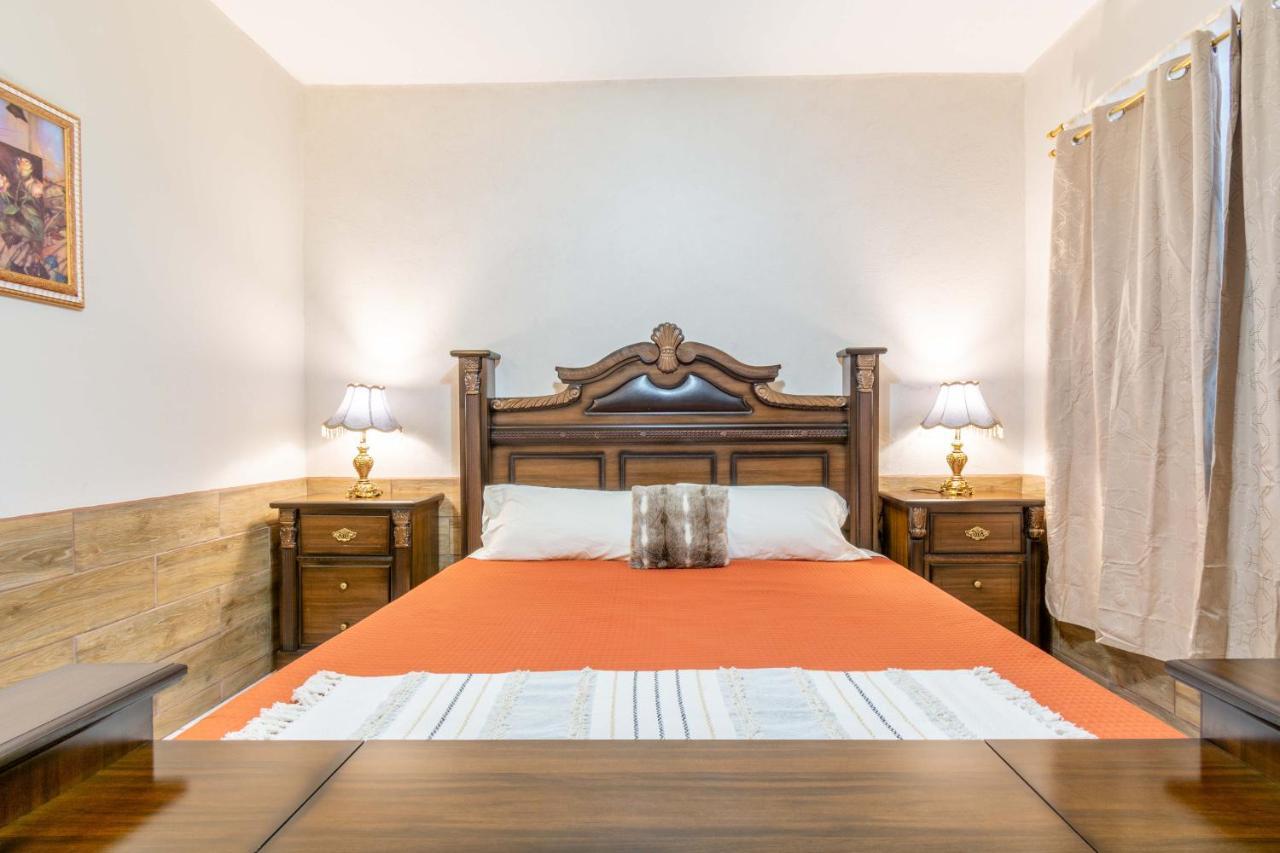 Hosteria Casa Marquez León Dış mekan fotoğraf